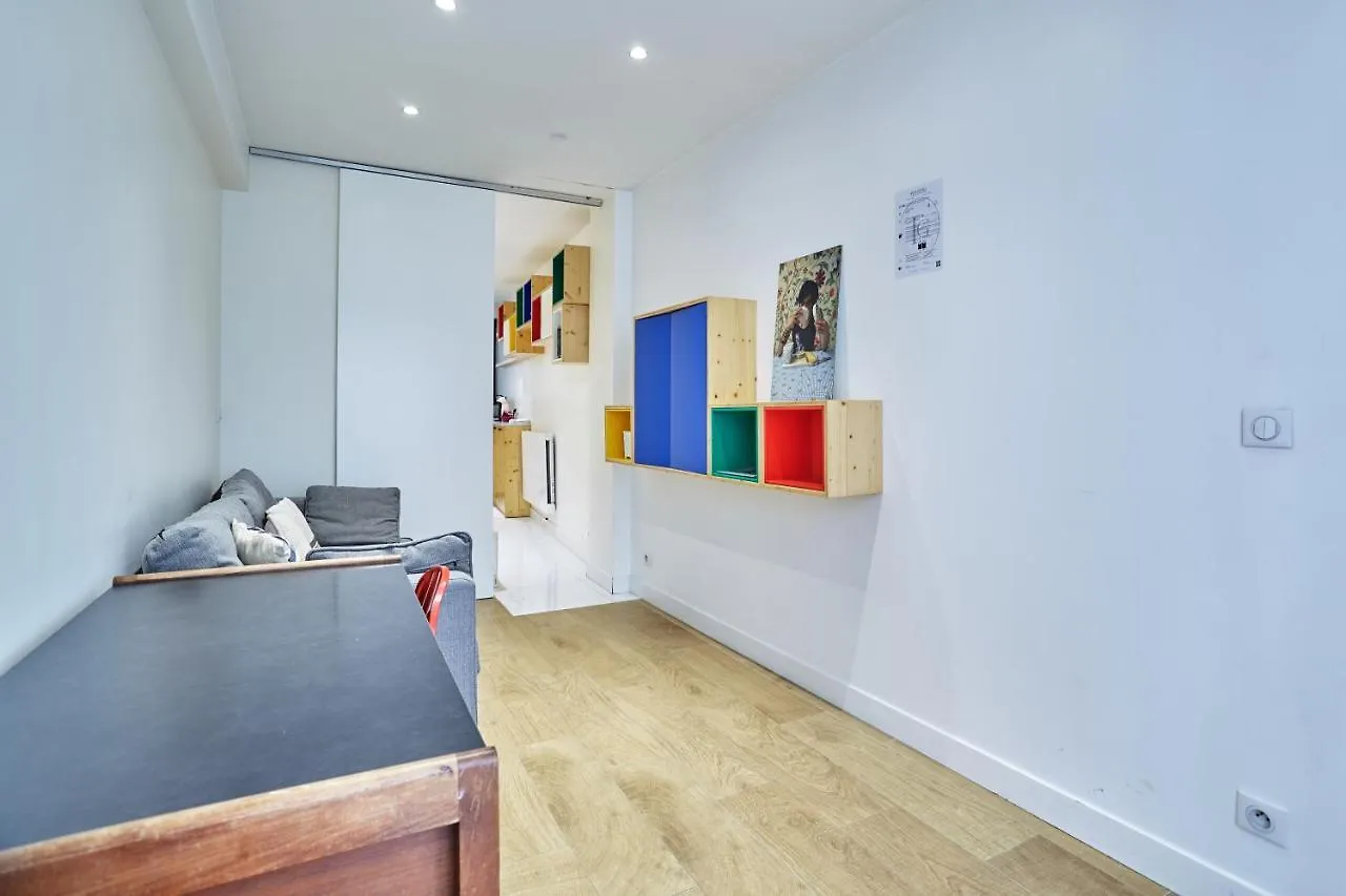 Apartment Residence Centre De Paris Ponceau France