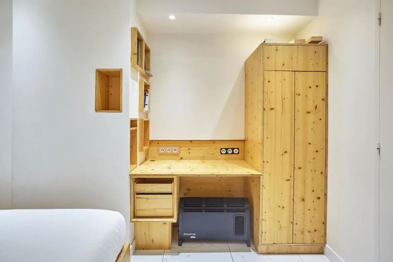 Residence Centre De Paris Ponceau France